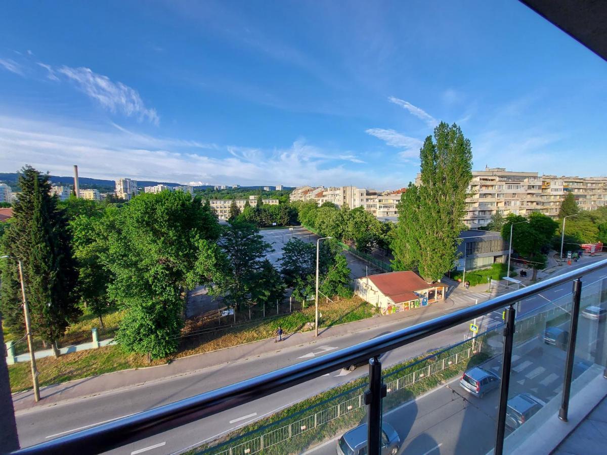 Grey Apartment Varna Luaran gambar